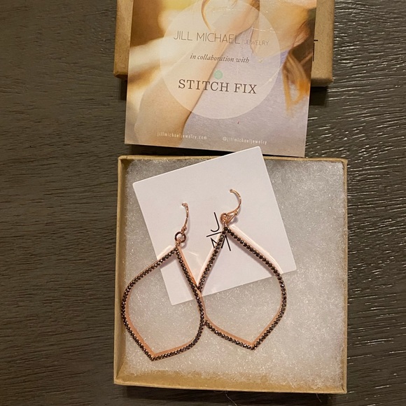 Jillian Michael Midnight drop hoop - Picture 6 of 7